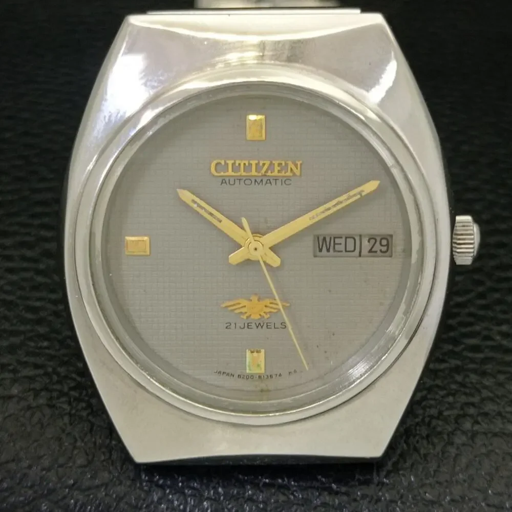 Vintage 1989 Citizen Automatic Mens Silver Watch W/daydate & Gold accents